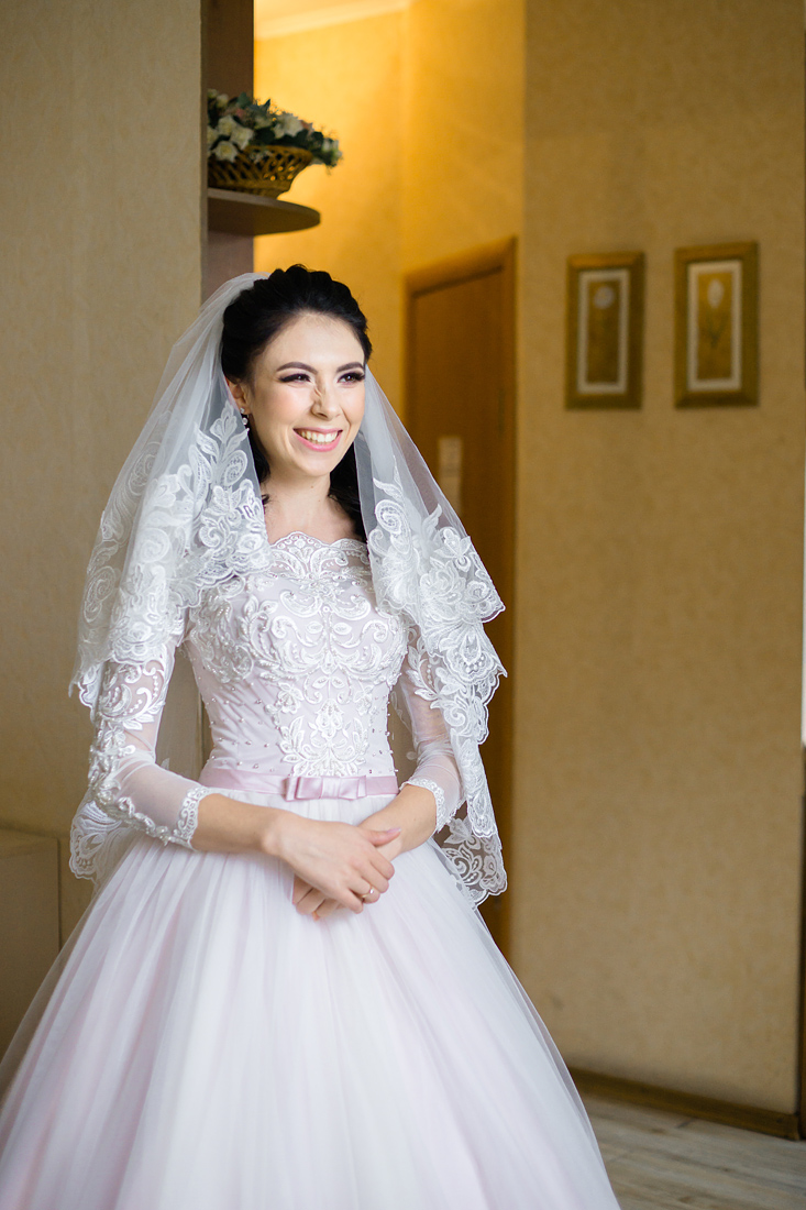 Свадебный Фотограф Запорожье Маша Рихтер невеста ждет