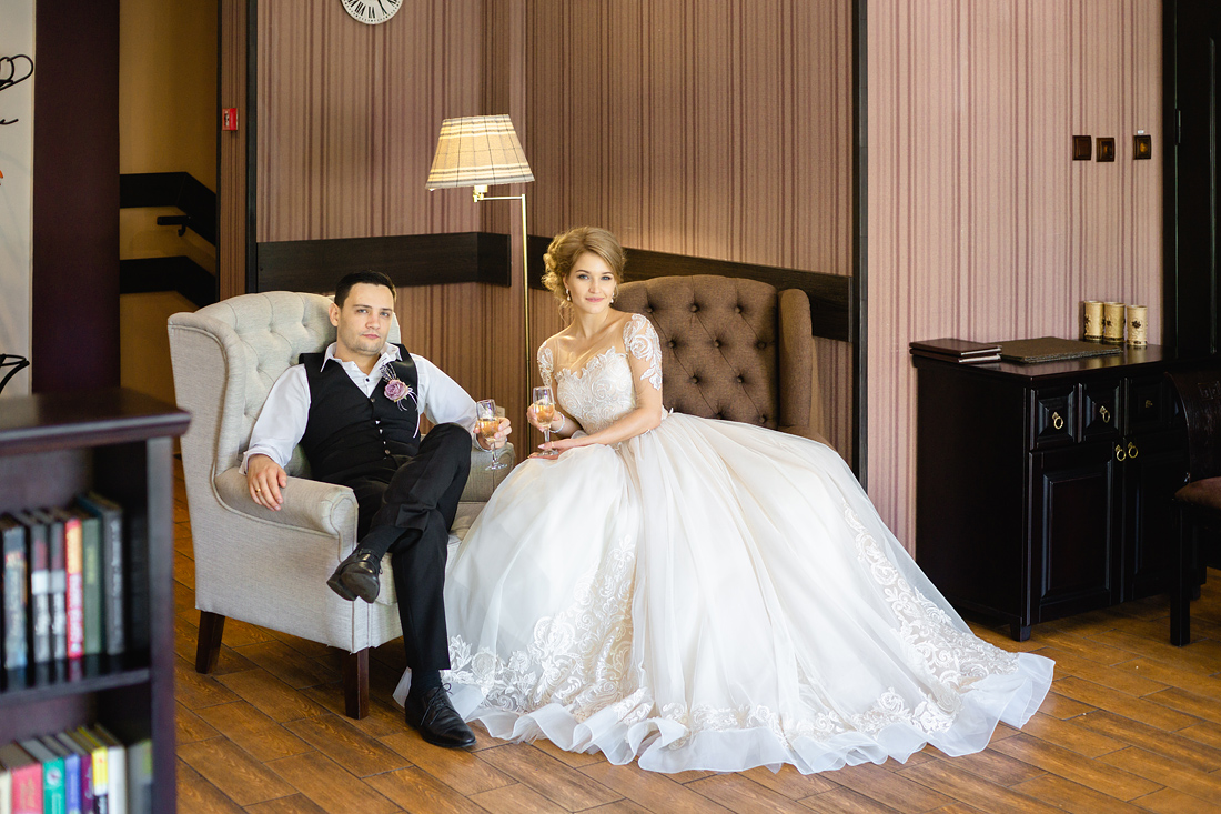 Фотограф Запорожье на свадьбу свадьба кресла